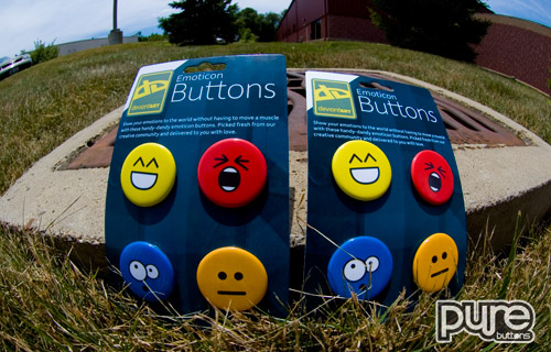 Deviant Art Custom Button Packs