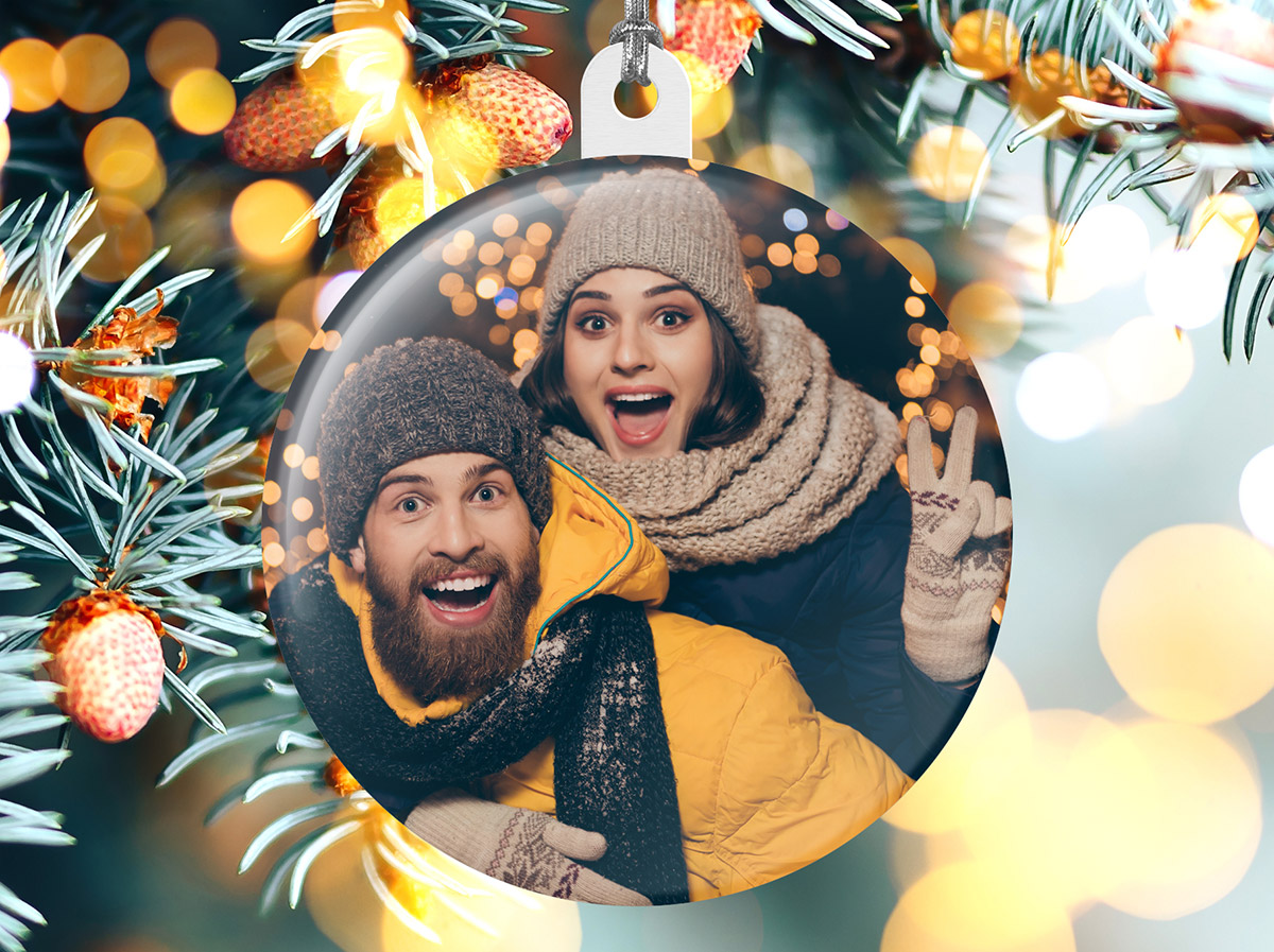 Selfie Couple Ornament